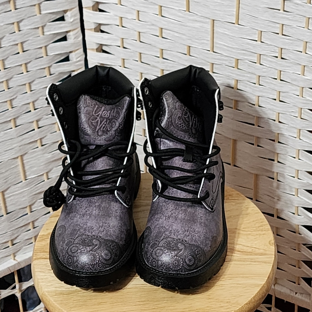 Yes We Vibe Gray Patterned Army Combat Boots - NEW Never Worn - Picture 6 of 9